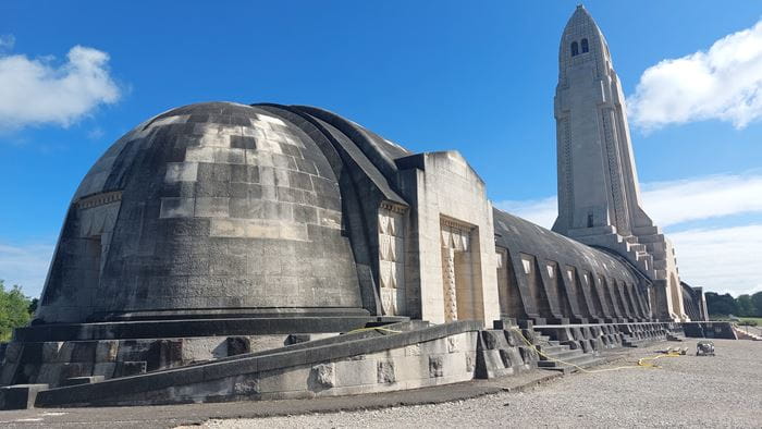 Expertise et diagnostic fongique: Ossuaire de Douaumont-Vaux